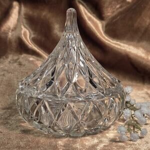 Hershey Kiss Crystal Cut Glass Candy Dish/ Lid Storage Container